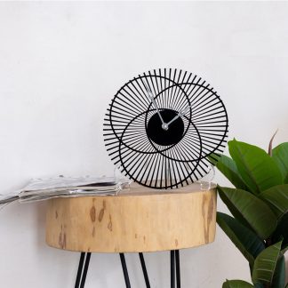 Minimalist wall clock